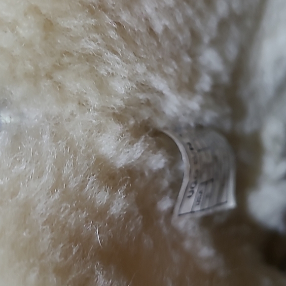 UGG LIMITED EDITION METALLIC SLIVER BAILEY BUTTON CLASSIC SHORT BOOTS - Picture 13 of 16